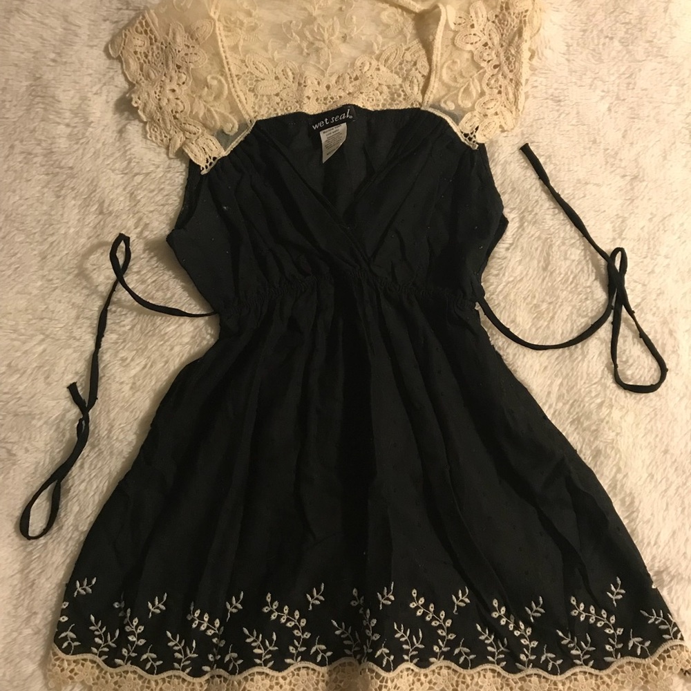 Wet Seal Top